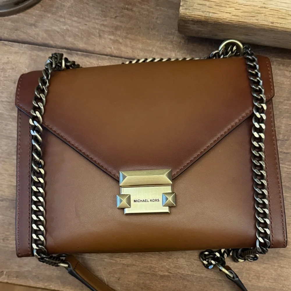 Michael Kors Whitney Brown Leather Envelope Bag - Picture 4 of 8